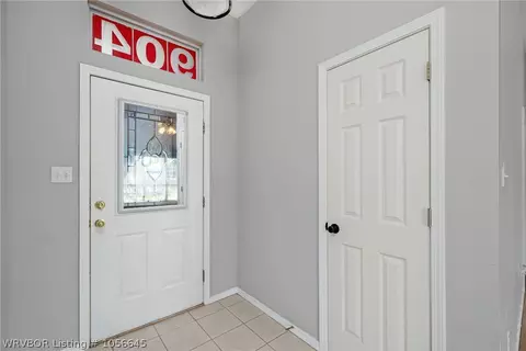 904 Village Dr, Lavaca, AR 72941 photo 2