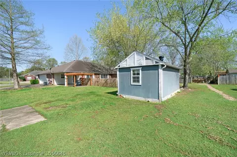 904 Village Dr, Lavaca, AR 72941 photo 17