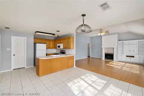904 Village Dr, Lavaca, AR 72941 photo 6