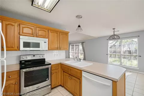 904 Village Dr, Lavaca, AR 72941 photo 7