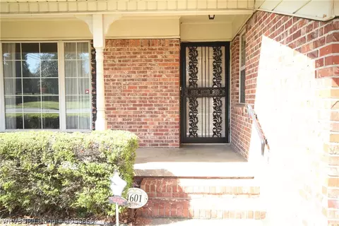 4601 S P St, Fort Smith, AR 72903 photo 2