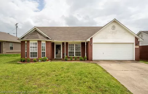 608 Apple Valley Dr, Fort Smith, AR 72908 photo 1