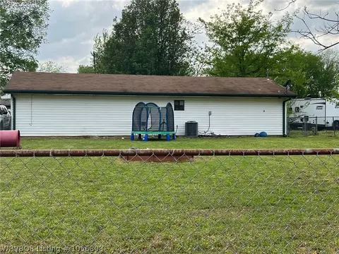 112 Washington St, Dyer, AR 72935 photo 18