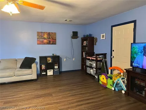 112 Washington St, Dyer, AR 72935 photo 3