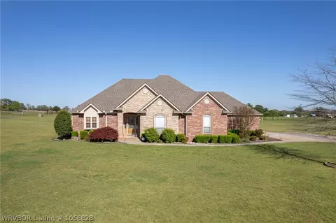 607 Stone Mountain Loop, Alma, AR 72921 photo 1
