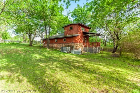 106 Mountain St, Huntington, AR 72940 photo 4