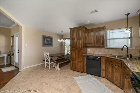 6316 Hickory Ln, Fort Smith, AR 72916 photo 9