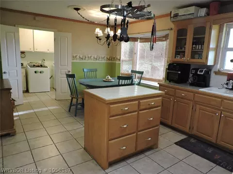 600 Cedarwood Ln, Bonanza, AR 72916 photo 5