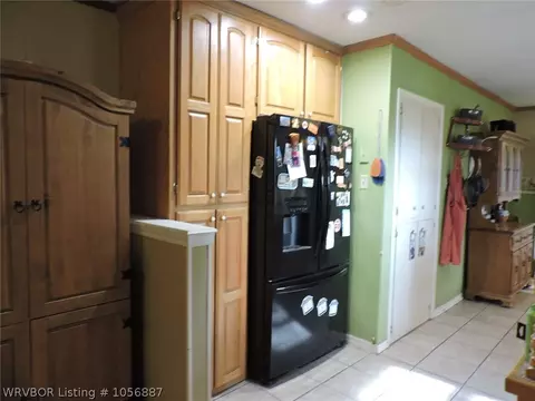 600 Cedarwood Ln, Bonanza, AR 72916 photo 4