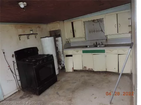 615 4th St, Ozark, AR 72949 photo 9