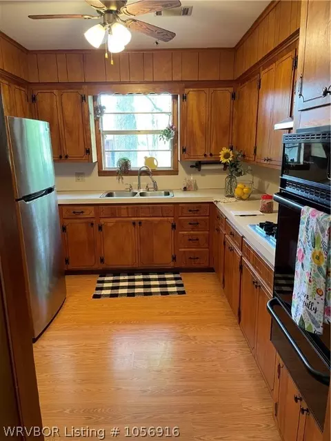 110 Zeiler St, Paris, AR 72855 photo 10