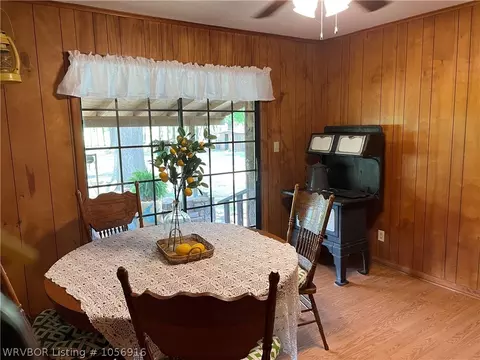 110 Zeiler St, Paris, AR 72855 photo 13