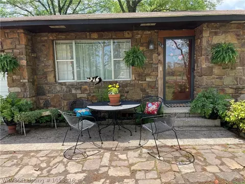 110 Zeiler St, Paris, AR 72855 photo 3