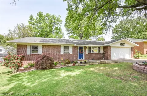 2811 Independence St, Fort Smith, AR 72901 photo 2