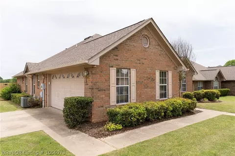 6301 Remington Ct, Fort Smith, AR 72916 photo 2