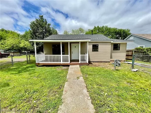 2705 Spradling Ave, Fort Smith, AR 72904 photo 1