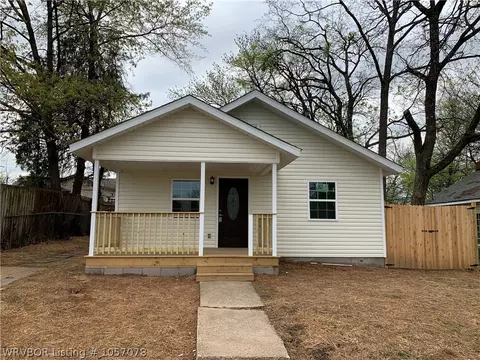 1305 14th St, Fort Smith, AR 72901 photo 1