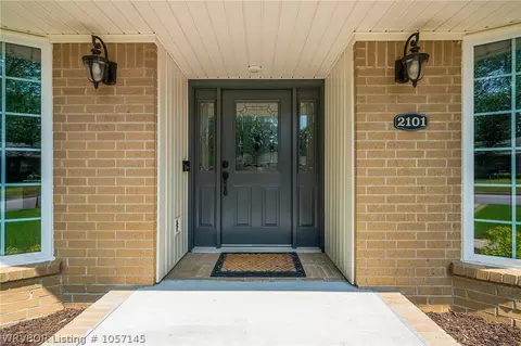 2101 Warwick Pl, Fort Smith, AR 72903 photo 2