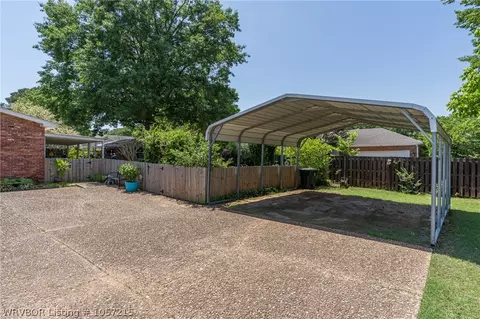 2700 56th St, Fort Smith, AR 72903 photo 9