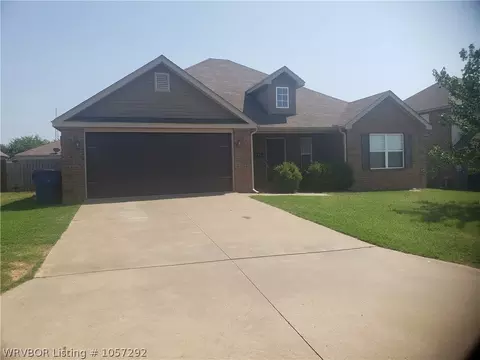 500 Torrington Way, Fort Smith, AR 72908 photo 2