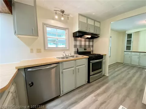 507 Smith St, Pocola, OK 74902 photo 8