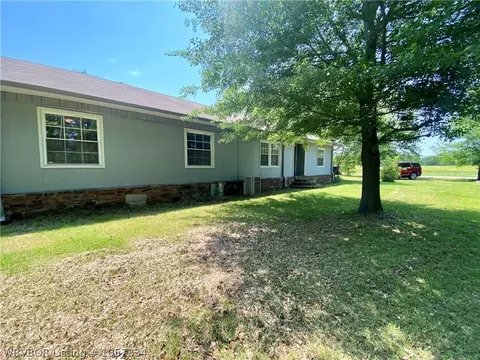 507 Smith St, Pocola, OK 74902 photo 3