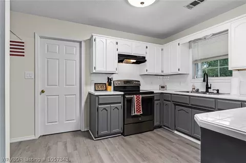 5903 Cloverleaf Cir, Ozark, AR 72949 photo 6