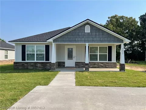 2023 Wirsing Ave, Fort Smith, AR 72904 photo 1