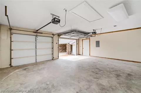 1902 9th Ter, Barling, AR 72923 photo 42