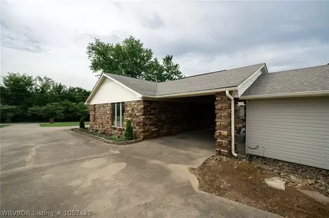 1902 9th Ter, Barling, AR 72923 photo 5