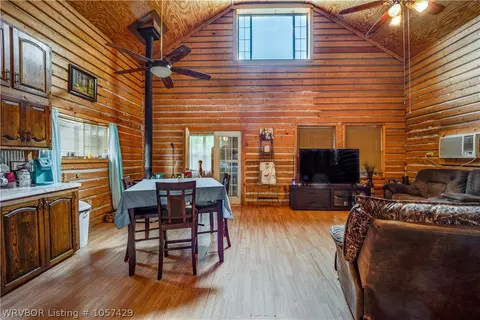 9810 Moccasin Ln, Hackett, AR 72937 photo 10