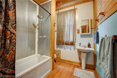 9810 Moccasin Ln, Hackett, AR 72937 photo 12