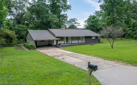5634 Collins Ln, Fort Smith, AR 72904 photo 1