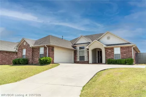 608 Windbrook Ct, Fort Smith, AR 72908 photo 1