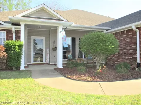 2004 Barrington Dr, Lavaca, AR 72941 photo 3