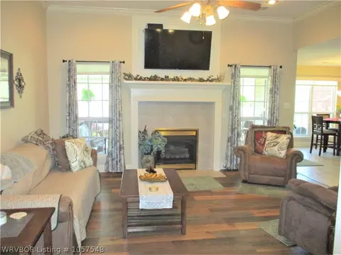 2004 Barrington Dr, Lavaca, AR 72941 photo 5