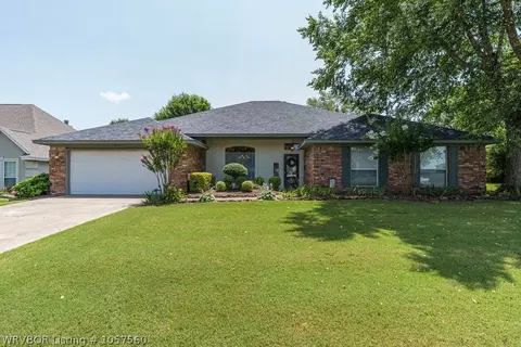 8504 Rosewood Dr, Fort Smith, AR 72903 photo 2