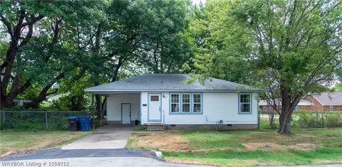 4817 S 26th St, Fort Smith, AR 72901 photo 1