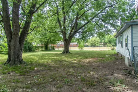 4817 S 26th St, Fort Smith, AR 72901 photo 13