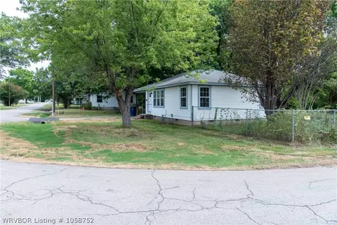 4817 S 26th St, Fort Smith, AR 72901 photo 7
