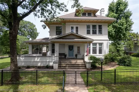 1005 Adelaide Ave, Fort Smith, AR 72901 photo 1