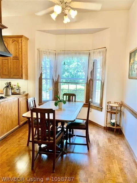 42139 Timber Ridge Rd, Howe, OK 74940 photo 11