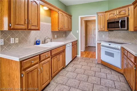 6808 Millennium Dr, Fort Smith, AR 72916 photo 8