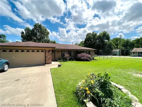 4200 Skywood Dr, Fort Smith, AR 72904 photo 3