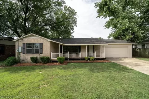 4822 S V St, Fort Smith, AR 72903 photo 1