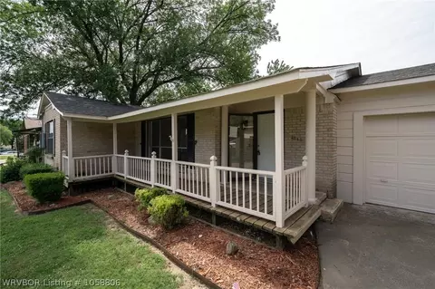 4822 S V St, Fort Smith, AR 72903 photo 2