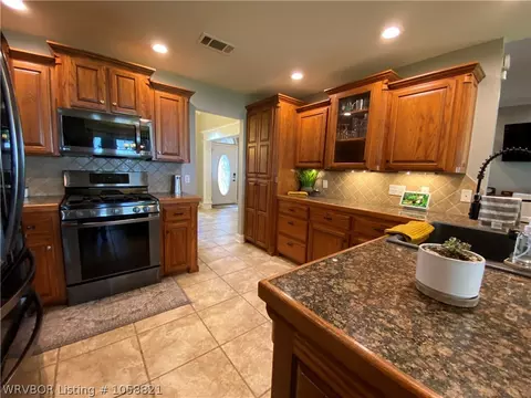 2011 Barrington Dr, Lavaca, AR 72941 photo 17