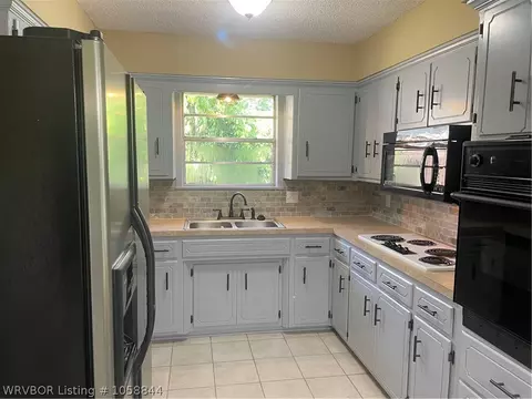 10817 Old Harbor Rd, Fort Smith, AR 72903 photo 7