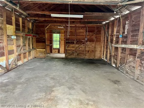 105 E Spring St, Ozark, AR 72949 photo 22