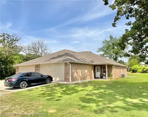 8225 Texas Rd, Fort Smith, AR 72908 photo 2